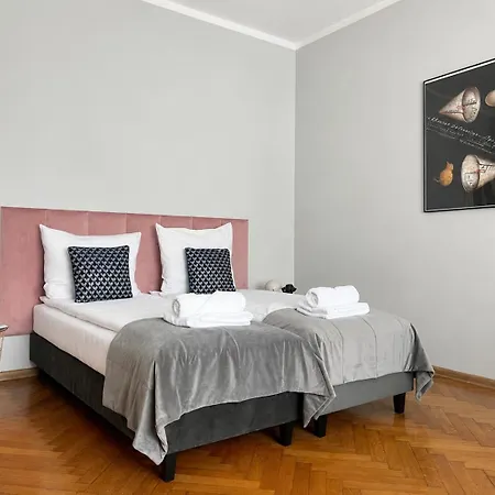 Big With 3 Bedrooms - 115m2 Only For Apartamento Cracóvia