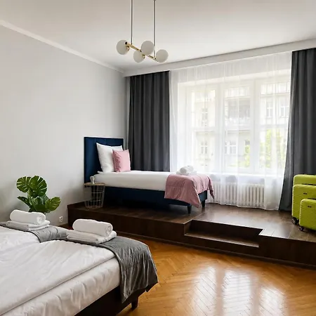 Big With 3 Bedrooms - 115m2 Only For Apartamento *