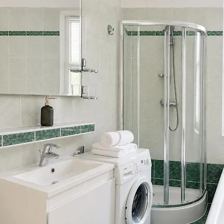 Big With 3 Bedrooms - 115m2 Only For Apartamento