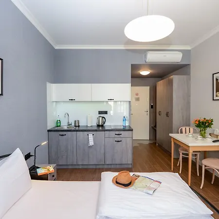 Big With 3 Bedrooms - 115m2 Only For *
