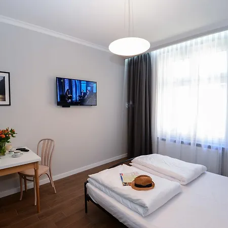 Big With 3 Bedrooms - 115m2 Only For *